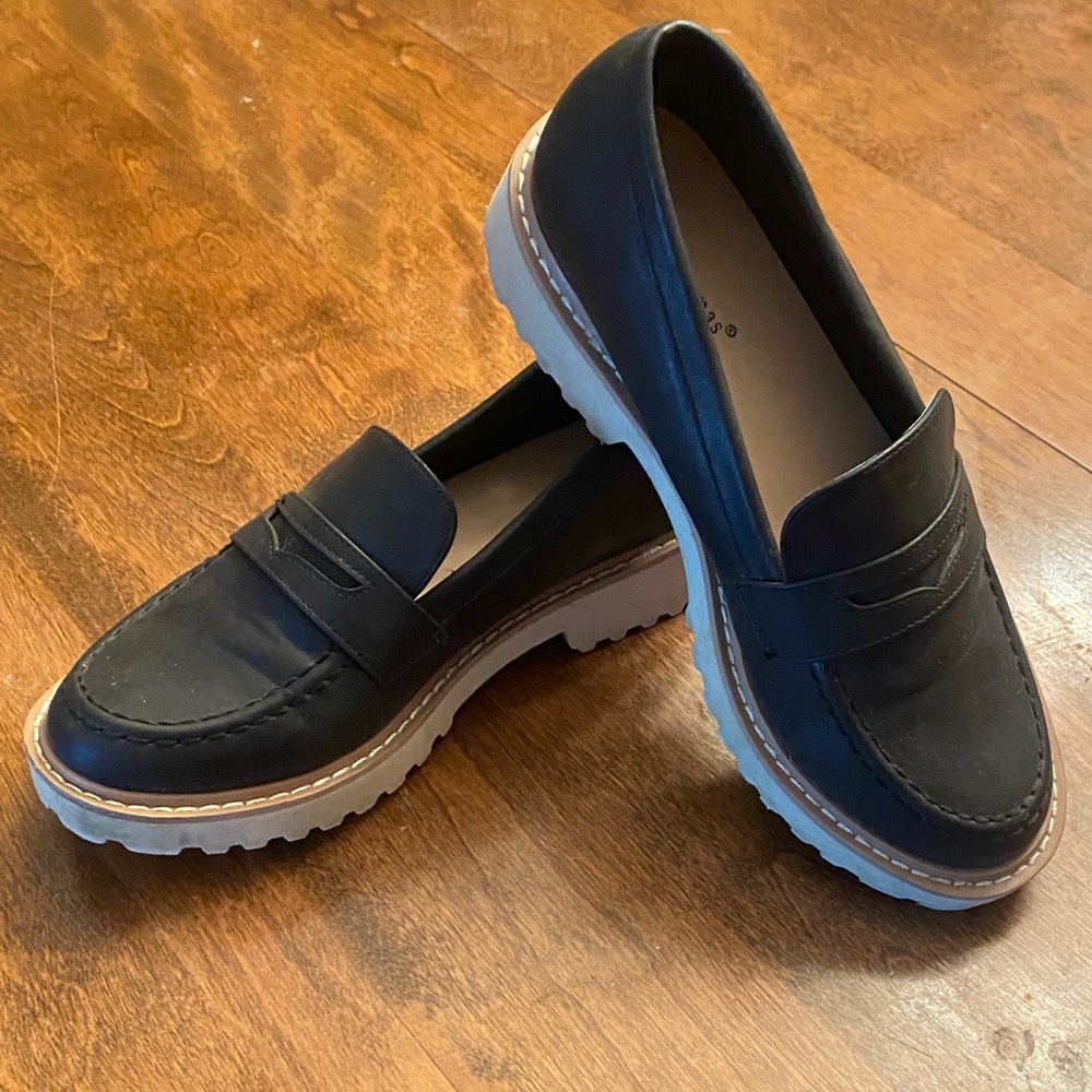 Pierre Dumas Black Loafers with White Sole